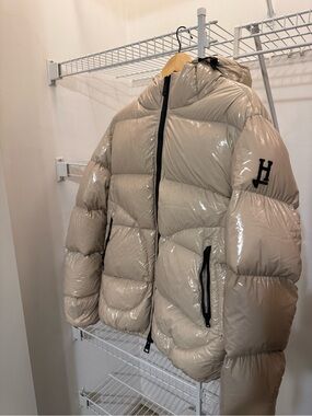 Herno Glossy Beige Puffer Jacket with Hood Men 48